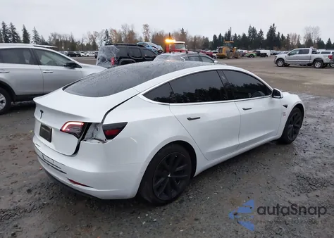 2020 Tesla Model 3 Standard Range Plus Rear-Wheel Drive/Standard Range Rear-Wheel Drive from USA, damaged, VIN 5YJ3E1EA7LF799447